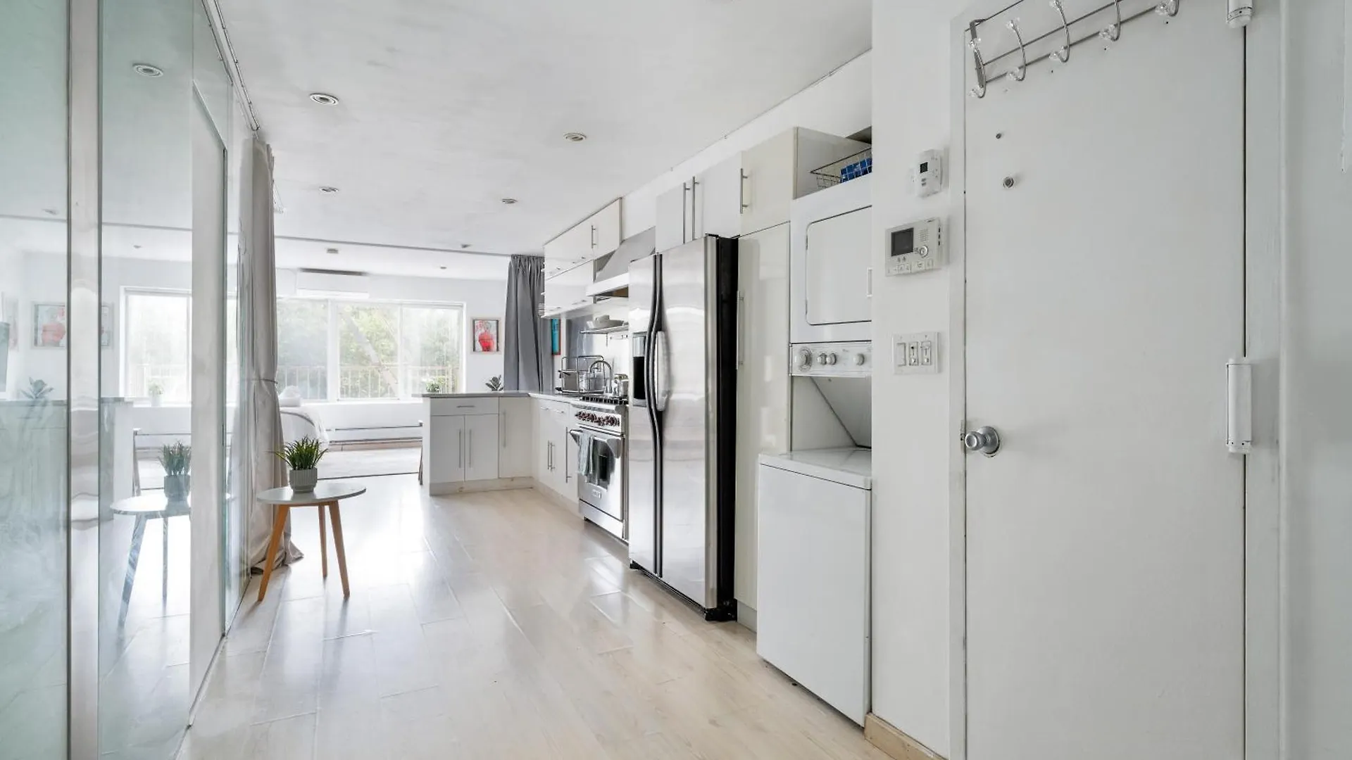 Chinatown Essential 2 Bedroom 900 Square Feet New York 0*,